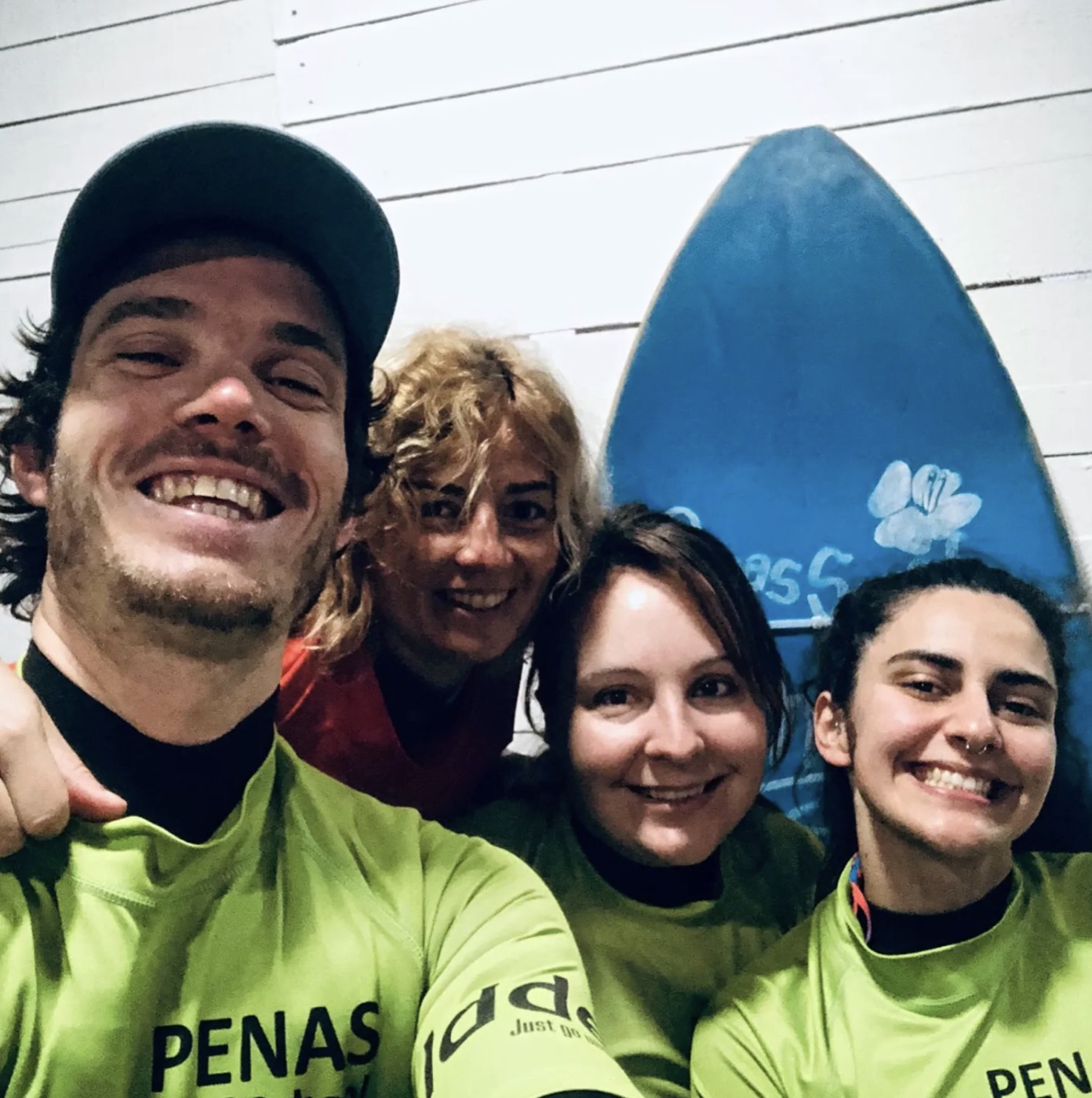 The Penas Surf School team in the school's green jerseys