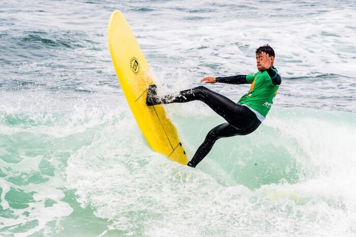 A 3 Ondas instructor mid-turn, Ericeira
